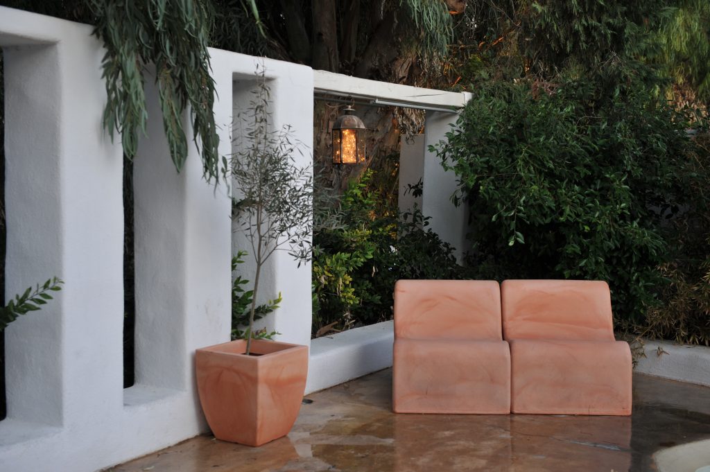 KAKTOS DESIGN ΕΠΙΠΛΑ ΕΞΩΤΕΡΙΚΟΥ ΧΩΡΟΥ